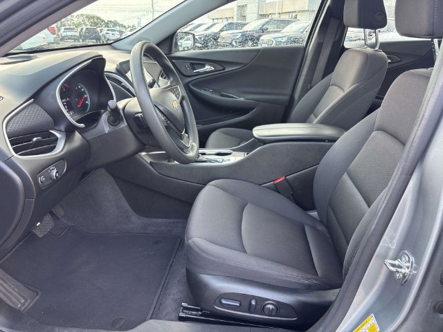 Used 2024 Chevrolet Malibu LT FWD image 11