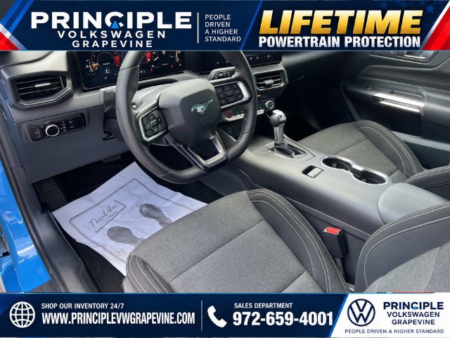 Used 2024 Ford Mustang Coupe RWD image 12