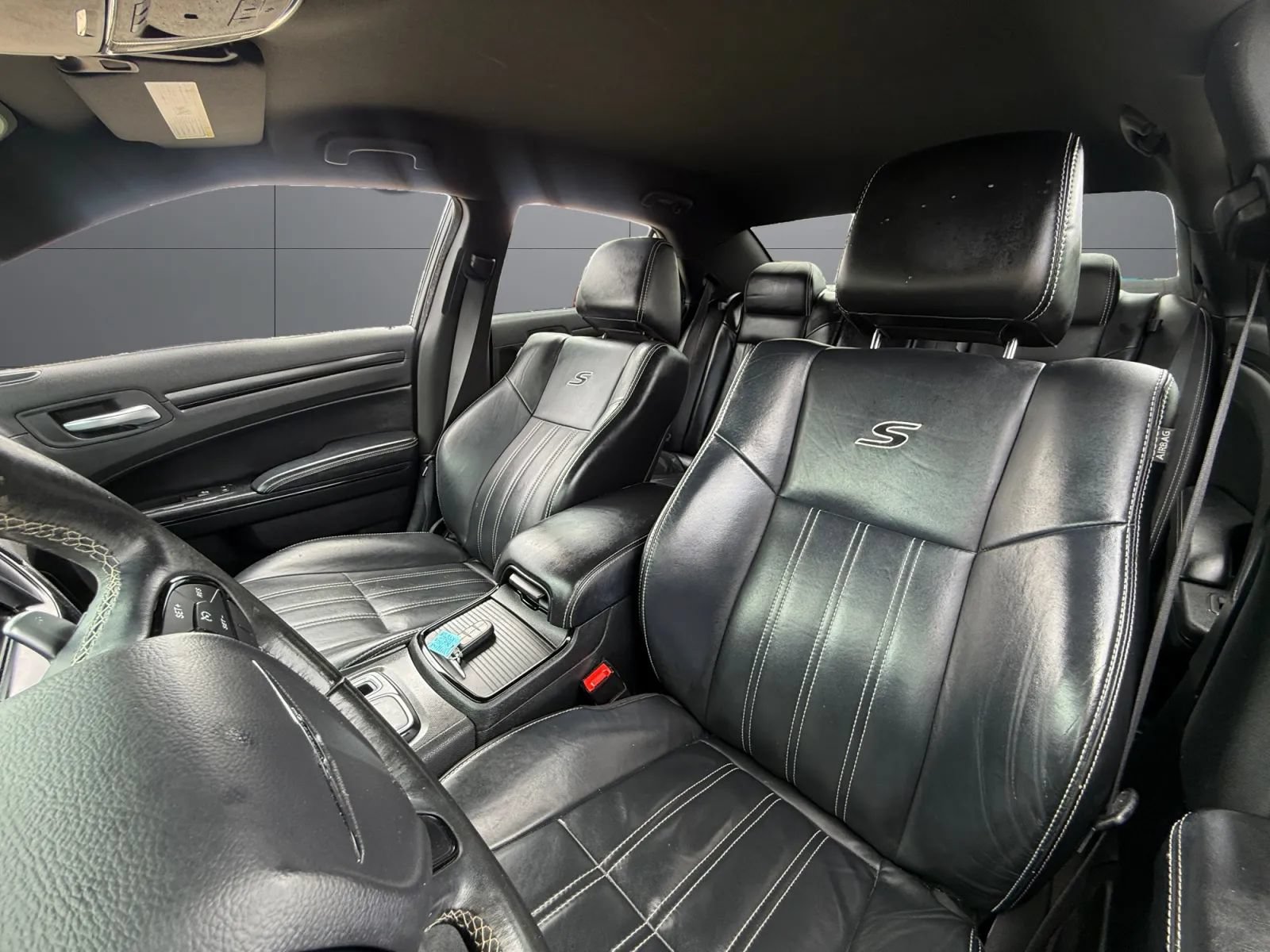 Used 2016 Chrysler 300 S RWD image 37