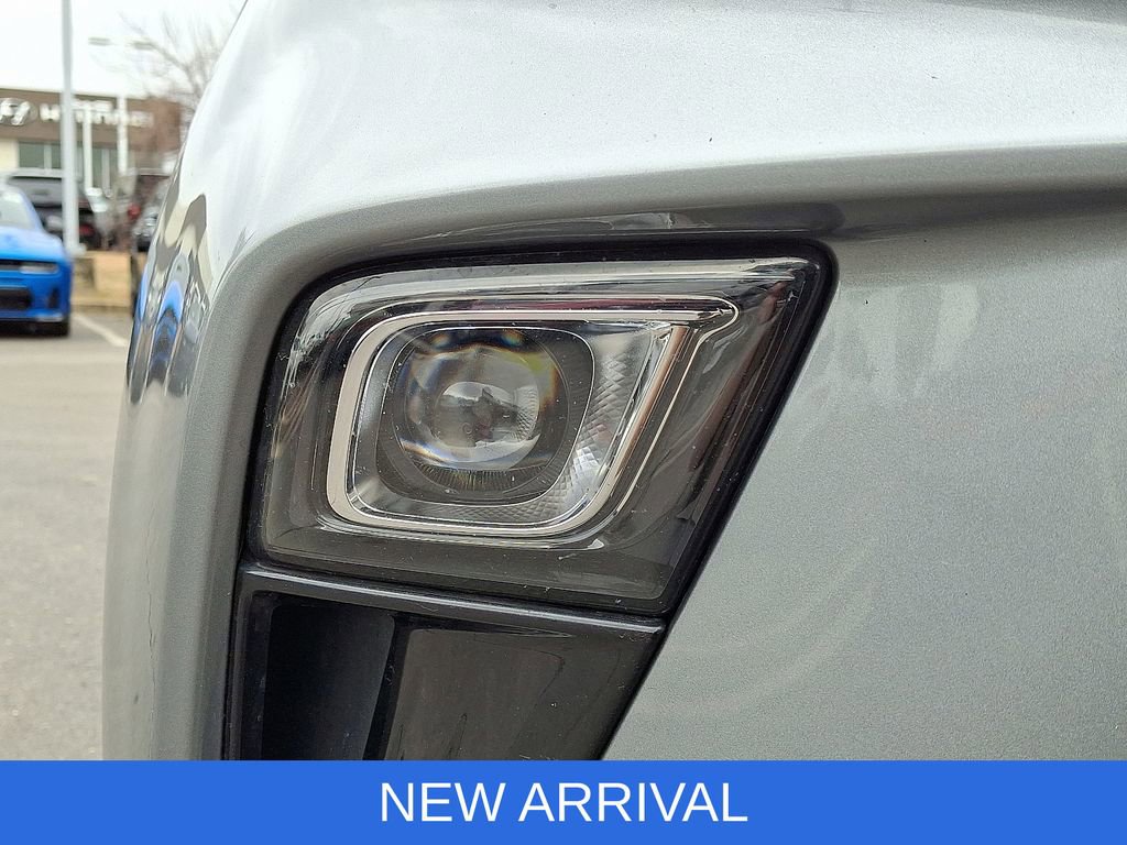 Used 2024 Buick Encore GX Sport Touring image 9