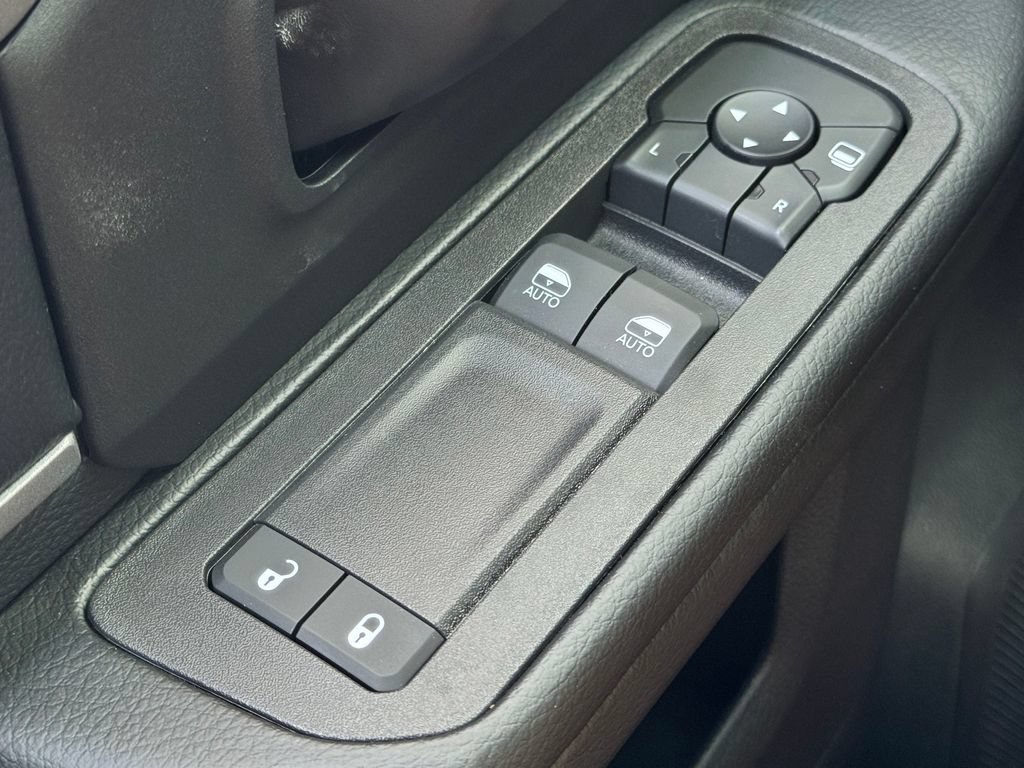 New 2026 RAM 3500 Tradesman AWD/4WD image 28