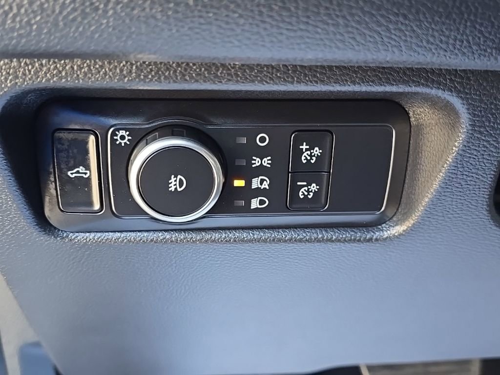 Used 2025 Ford Ranger Lariat w/ FX4 Off-Road Package image 13