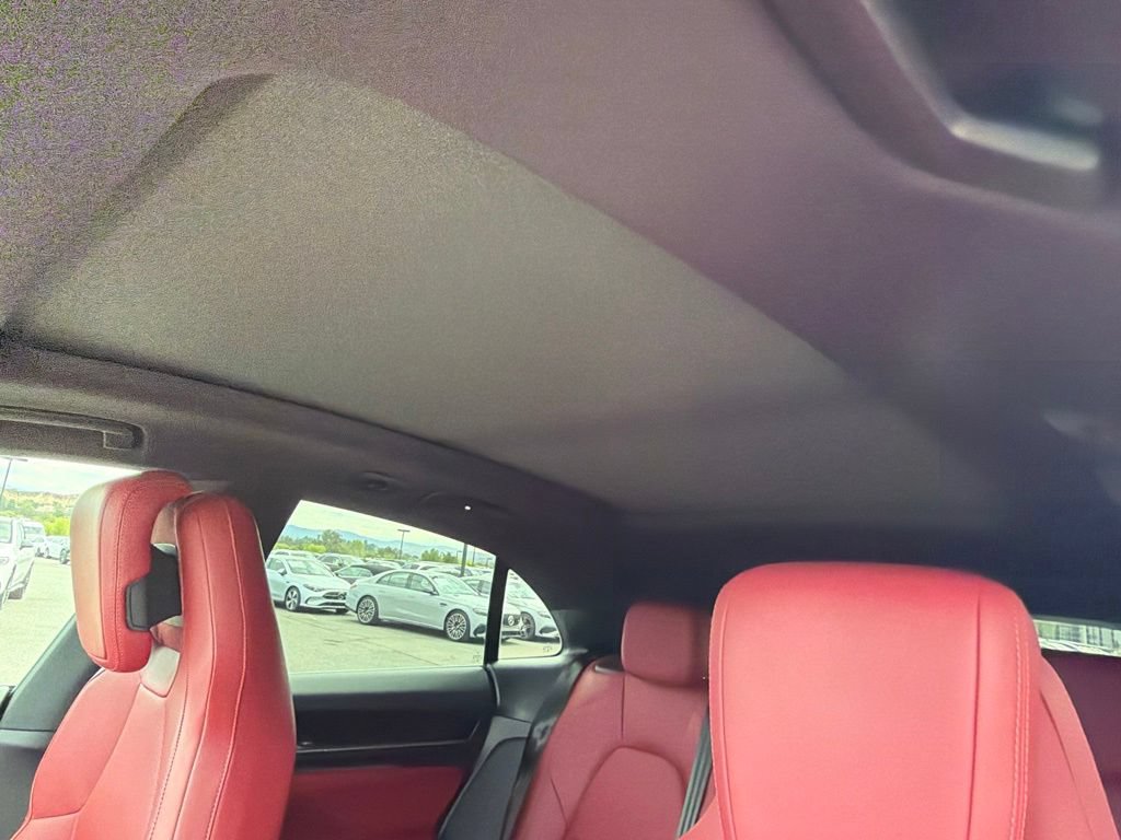 Used 2024 Porsche Macan 4 Electric AWD/4WD image 24