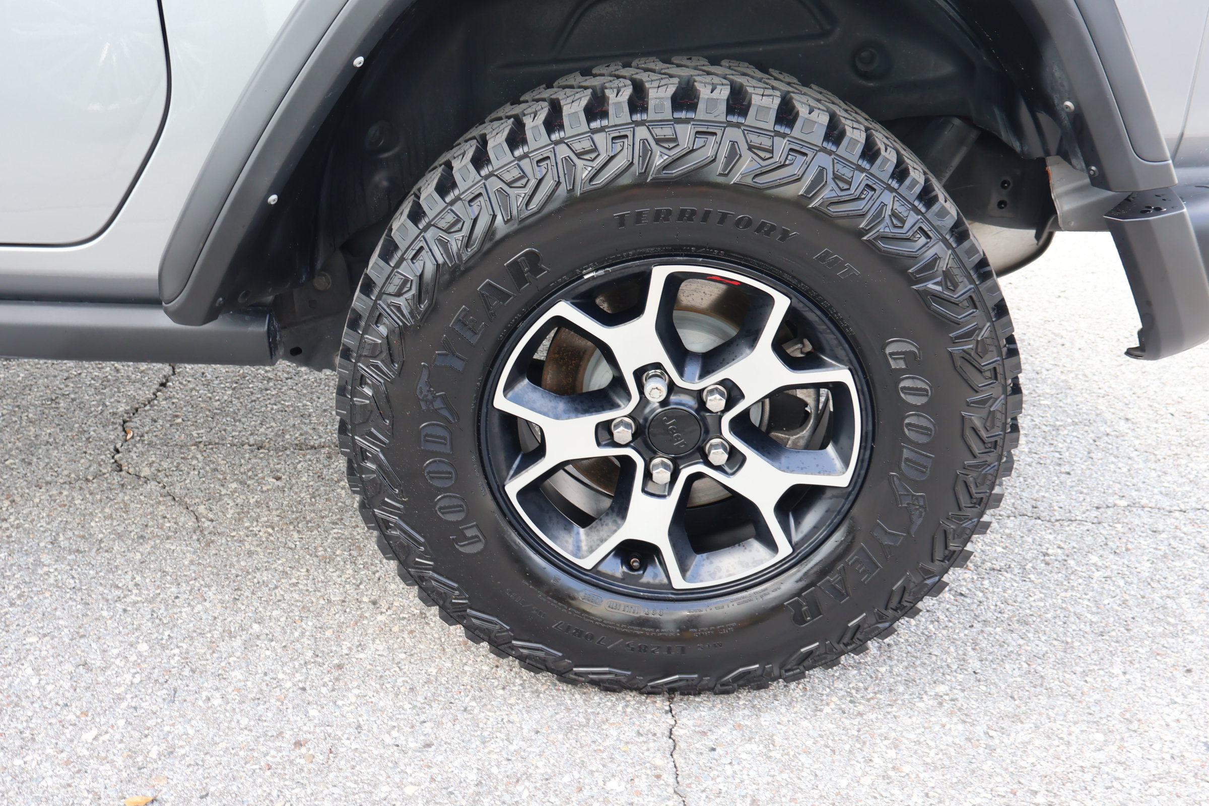Used 2021 Jeep Wrangler Rubicon AWD/4WD image 11