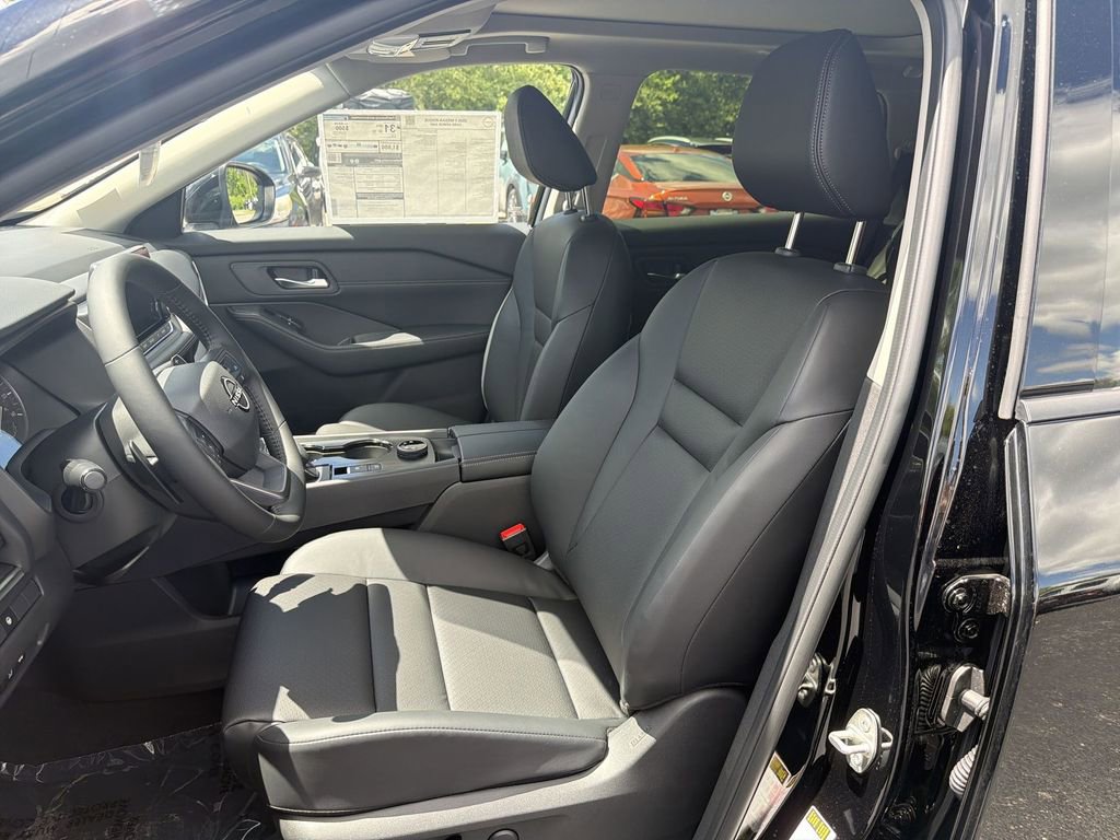 New 2026 Nissan Rogue SV AWD/4WD image 19