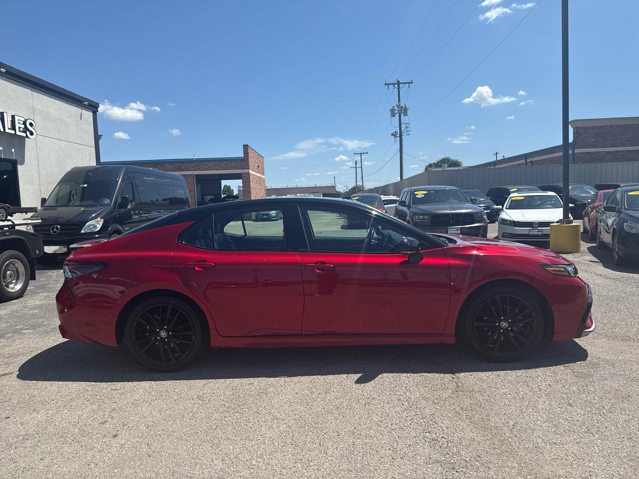 Used 2024 Toyota Camry XSE FWD image 5