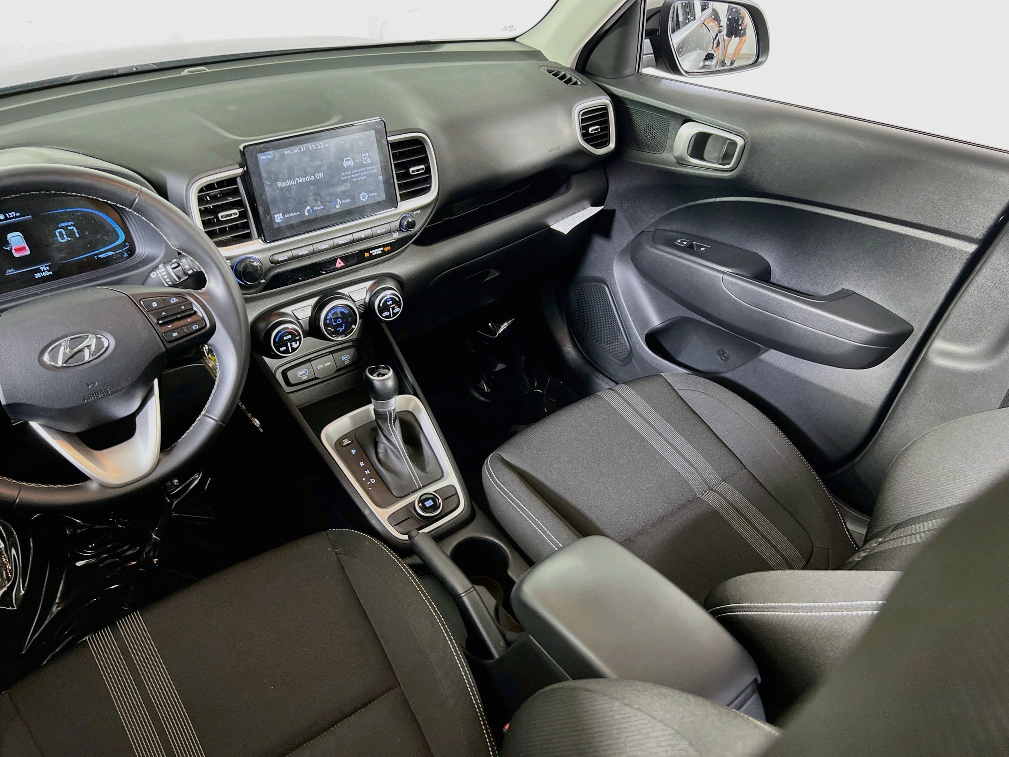 Used 2023 Hyundai Venue SEL w/ Cargo Package FWD image 22
