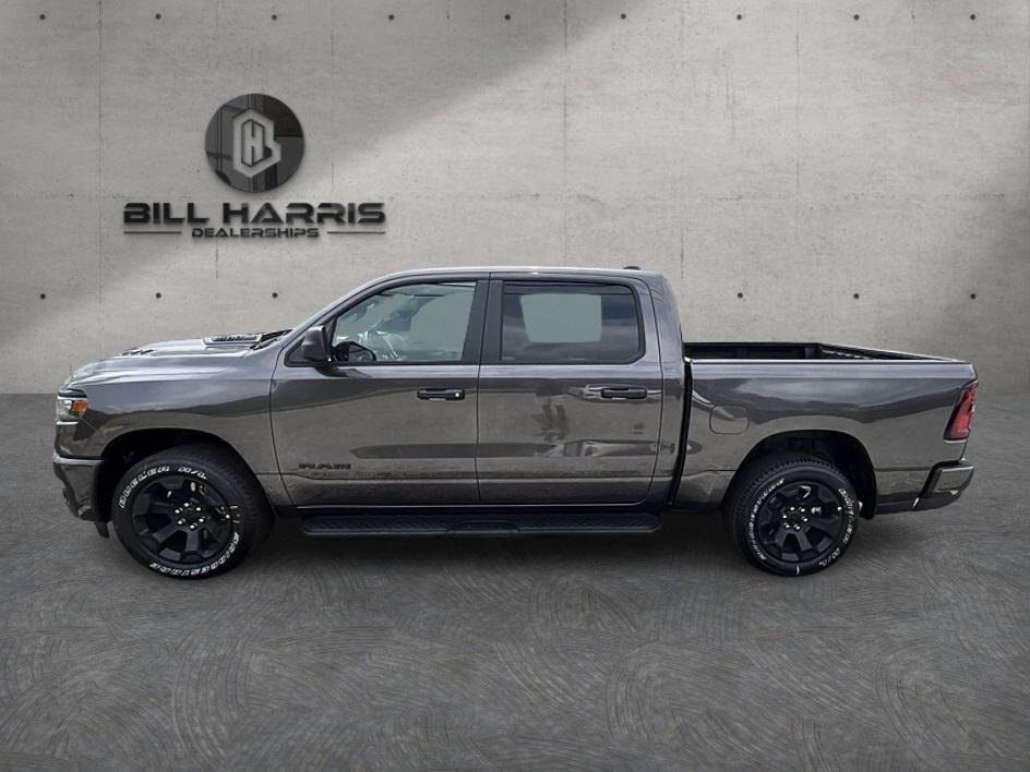 New 2026 RAM 1500 Express AWD/4WD image 9