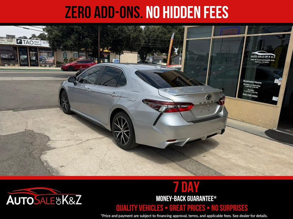 Used 2021 Toyota Camry SE FWD image 8