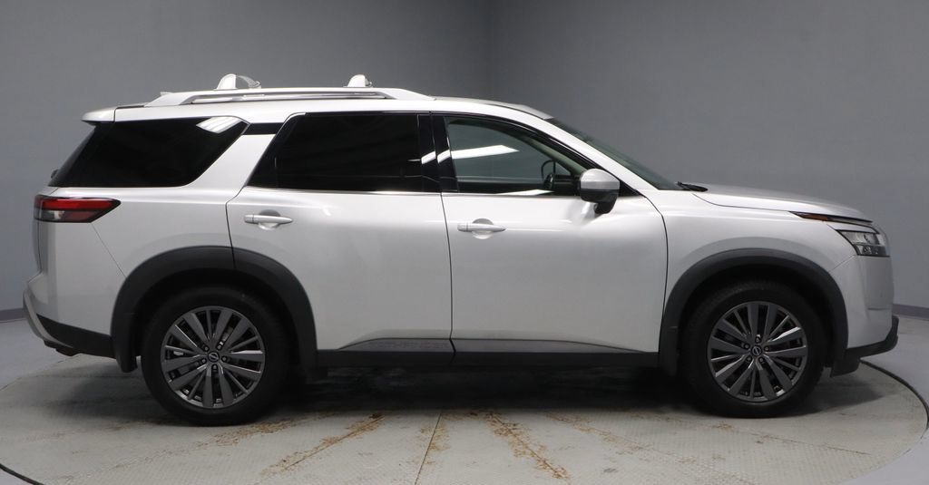 Certified 2023 Nissan Pathfinder SL w/ SL Premium Package AWD/4WD image 13