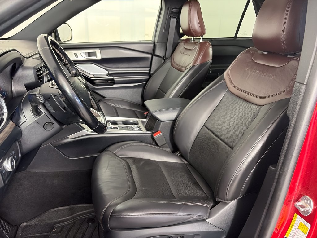 Certified 2021 Ford Explorer Platinum w/ Equipment Group 601A AWD/4WD image 11