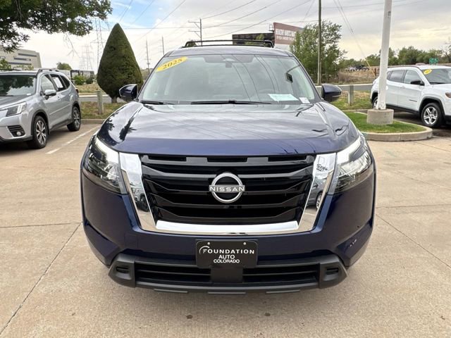 Used 2025 Nissan Pathfinder SV w/ SV Premium Package AWD/4WD image 30