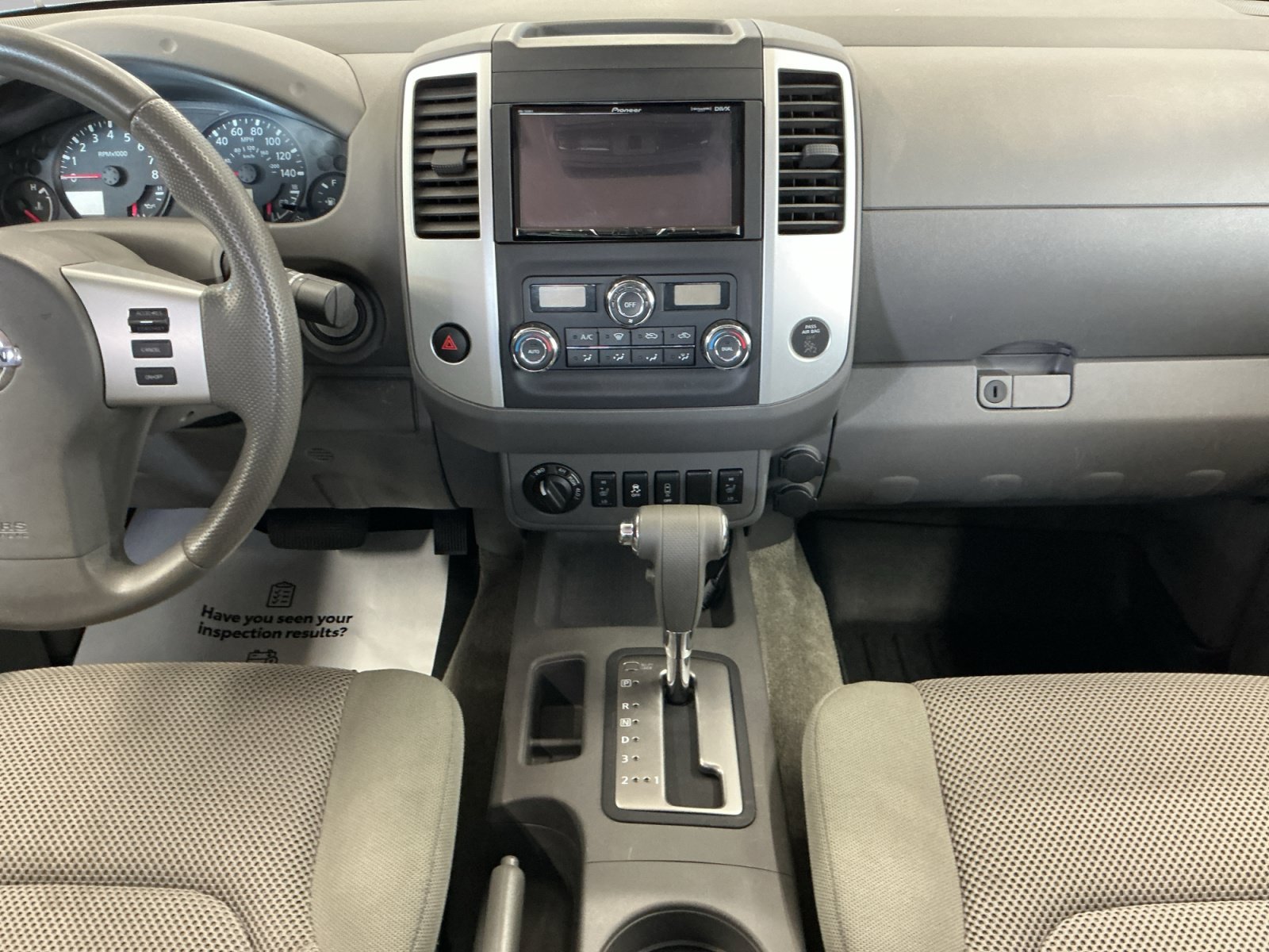 Used 2015 Nissan Frontier SV w/ SV Value Truck Package AWD/4WD image 11