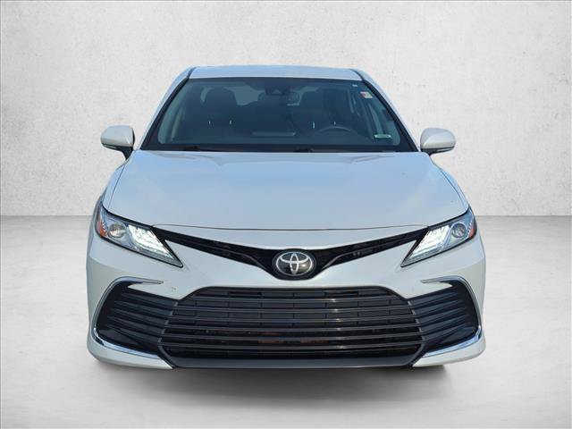 Used 2023 Toyota Camry XLE FWD image 3