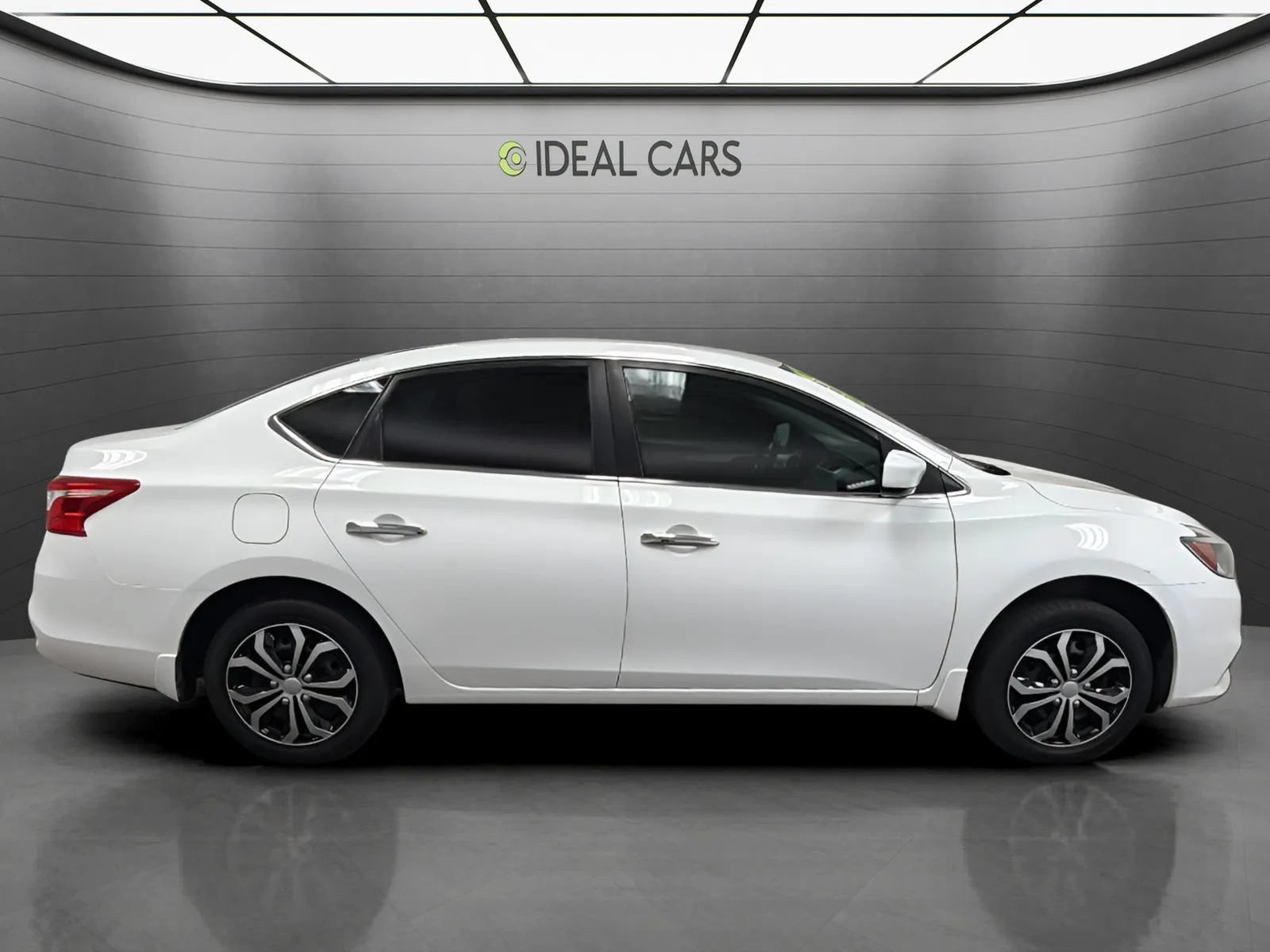 Used 2017 Nissan Sentra S FWD image 6