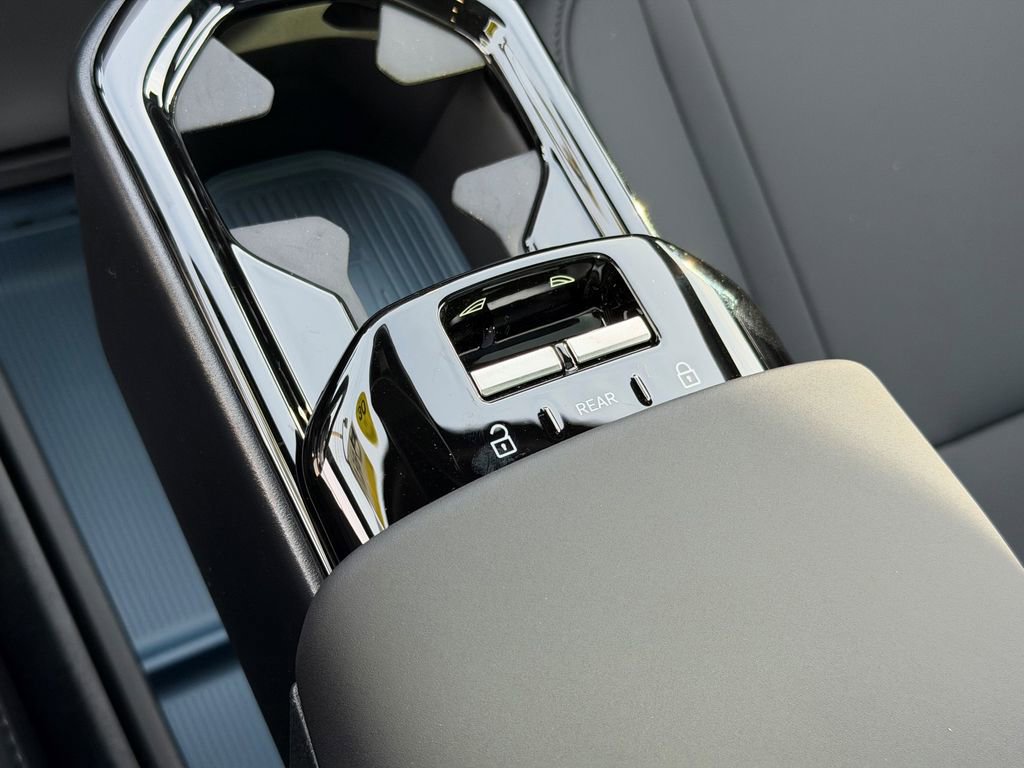 New 2026 Volvo EX30 Ultra image 21