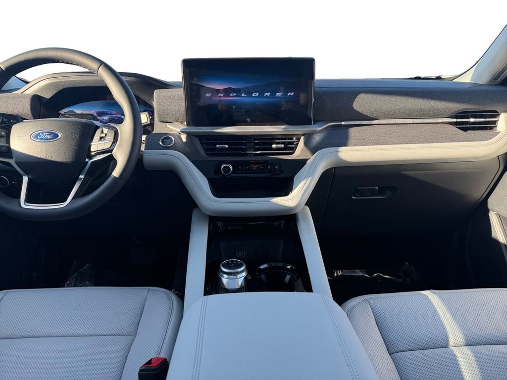 New 2026 Ford Explorer Platinum w/ LUX Leather Package image 11