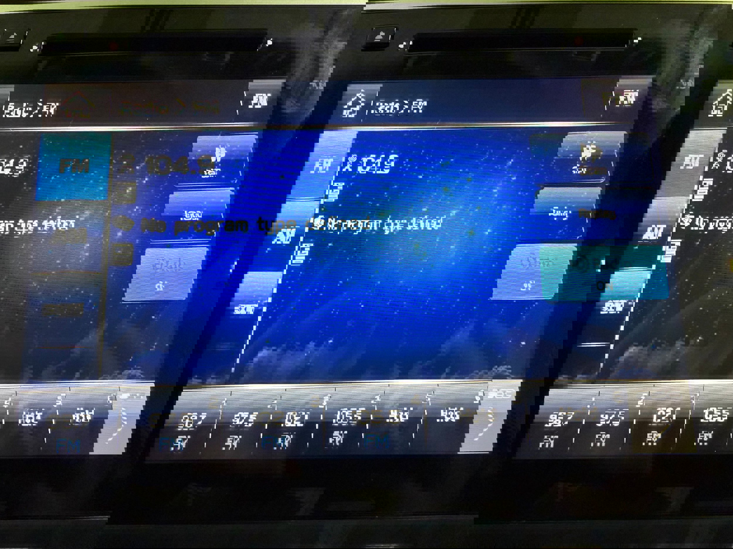 Used 2018 Subaru Outback 2.5i Premium image 12