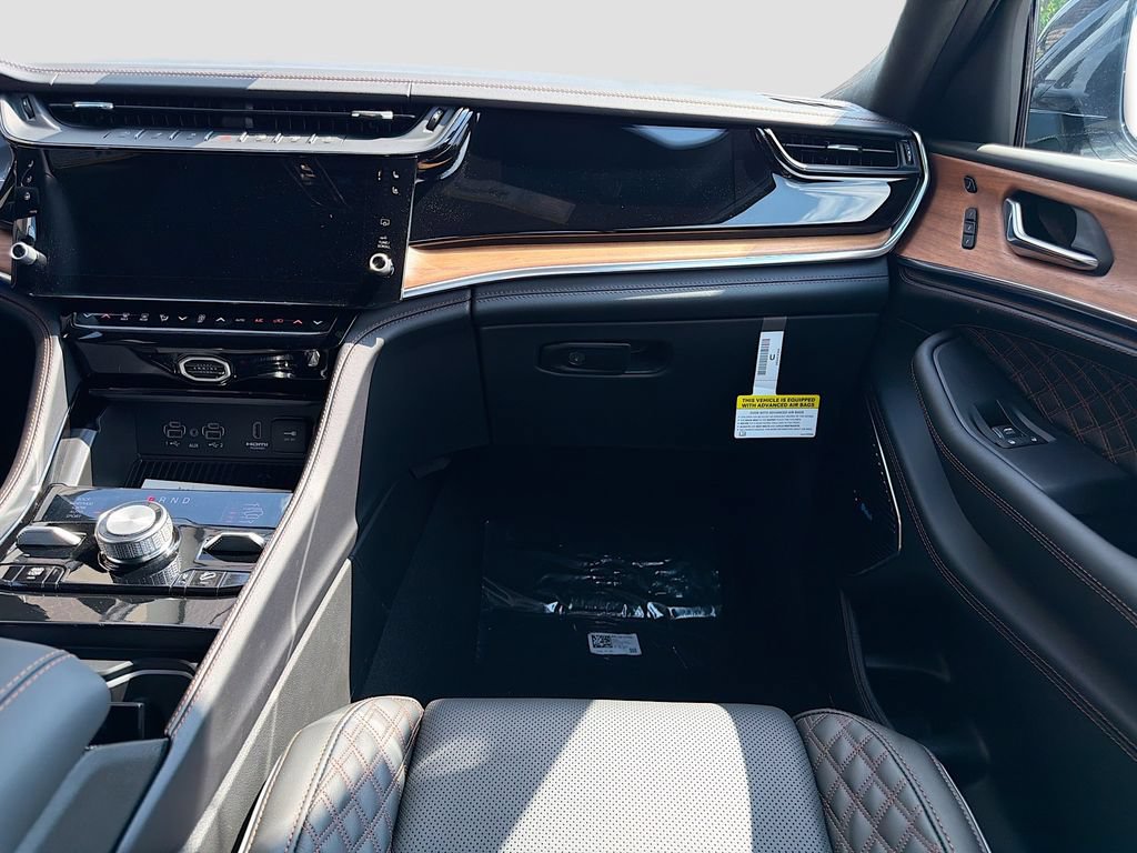 New 2026 Jeep Grand Cherokee Summit AWD/4WD image 20