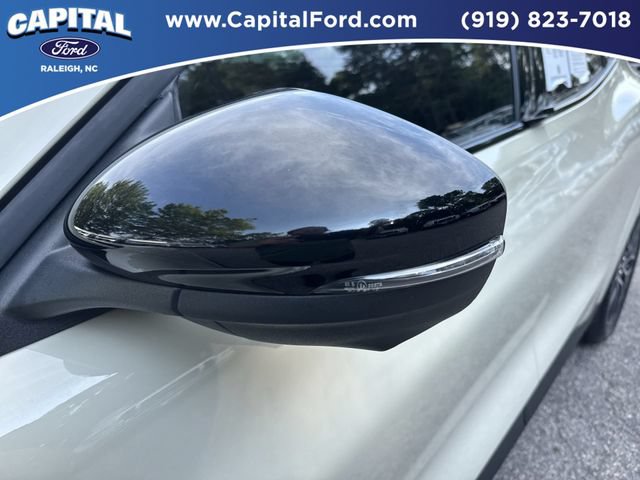 Certified 2025 Ford Mustang Mach-E Premium AWD/4WD image 12