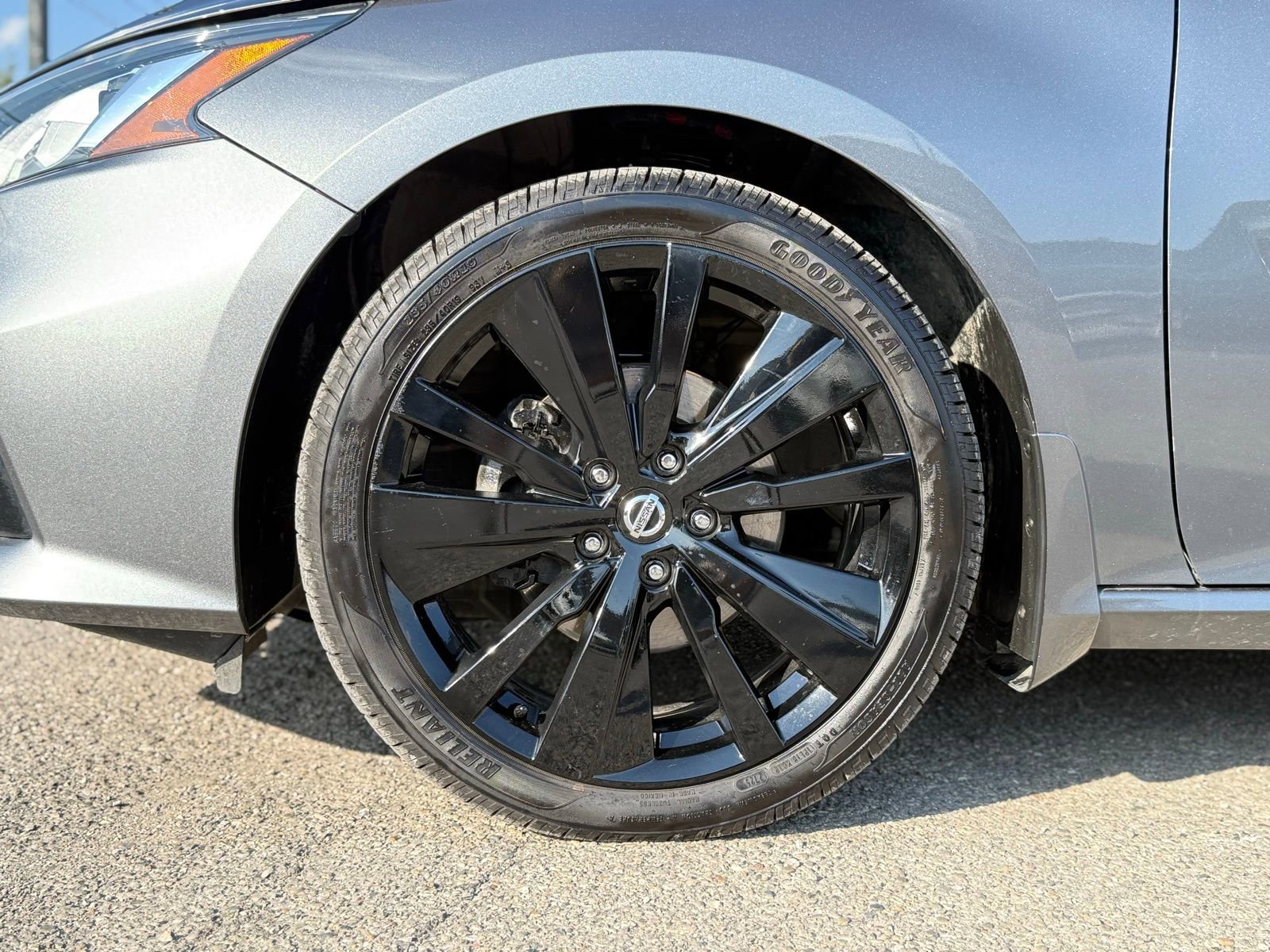 Used 2022 Nissan Altima 2.5 SR w/ Midnight Edition Package AWD/4WD image 21