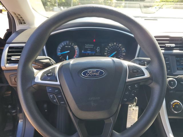 Used 2015 Ford Fusion SE FWD image 27