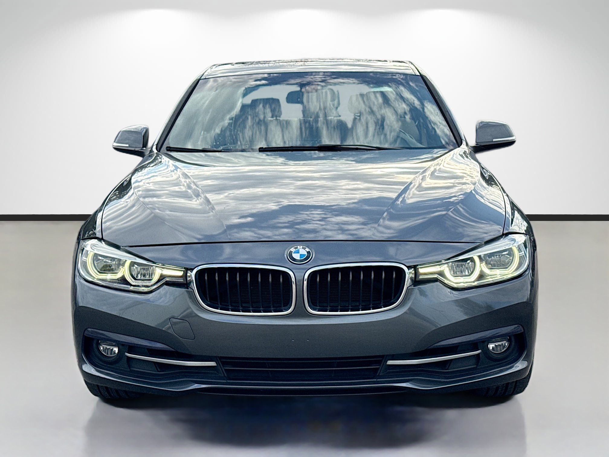 Used 2017 BMW 330i Sedan RWD image 8
