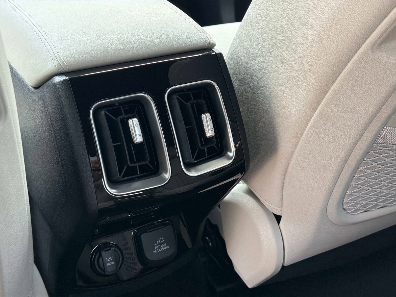 New 2026 Kia Sorento SX Prestige AWD/4WD image 13