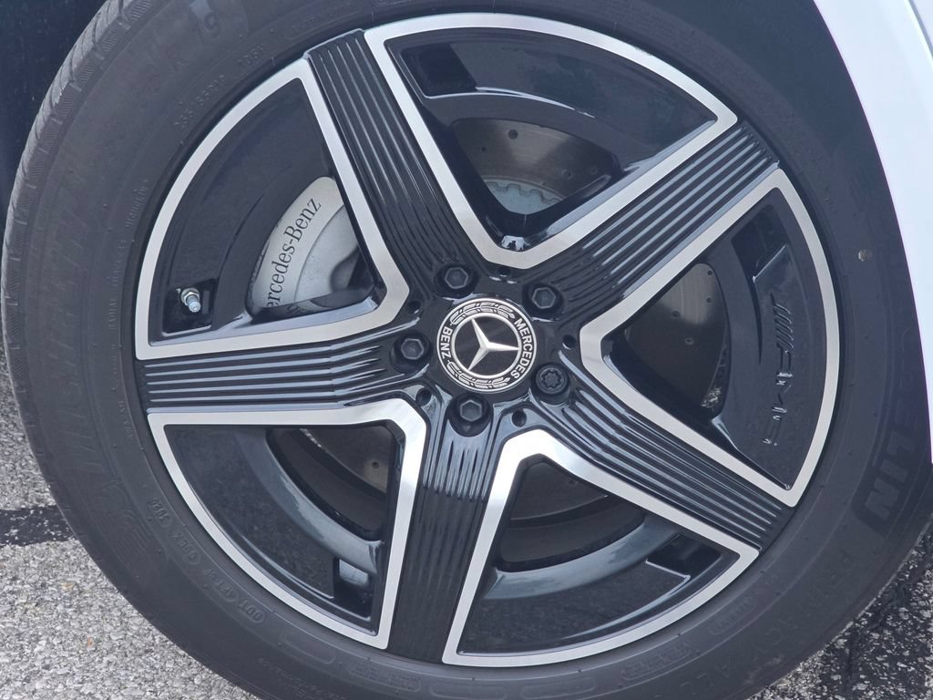 Certified 2026 Mercedes-Benz GLC 300 4MATIC image 11