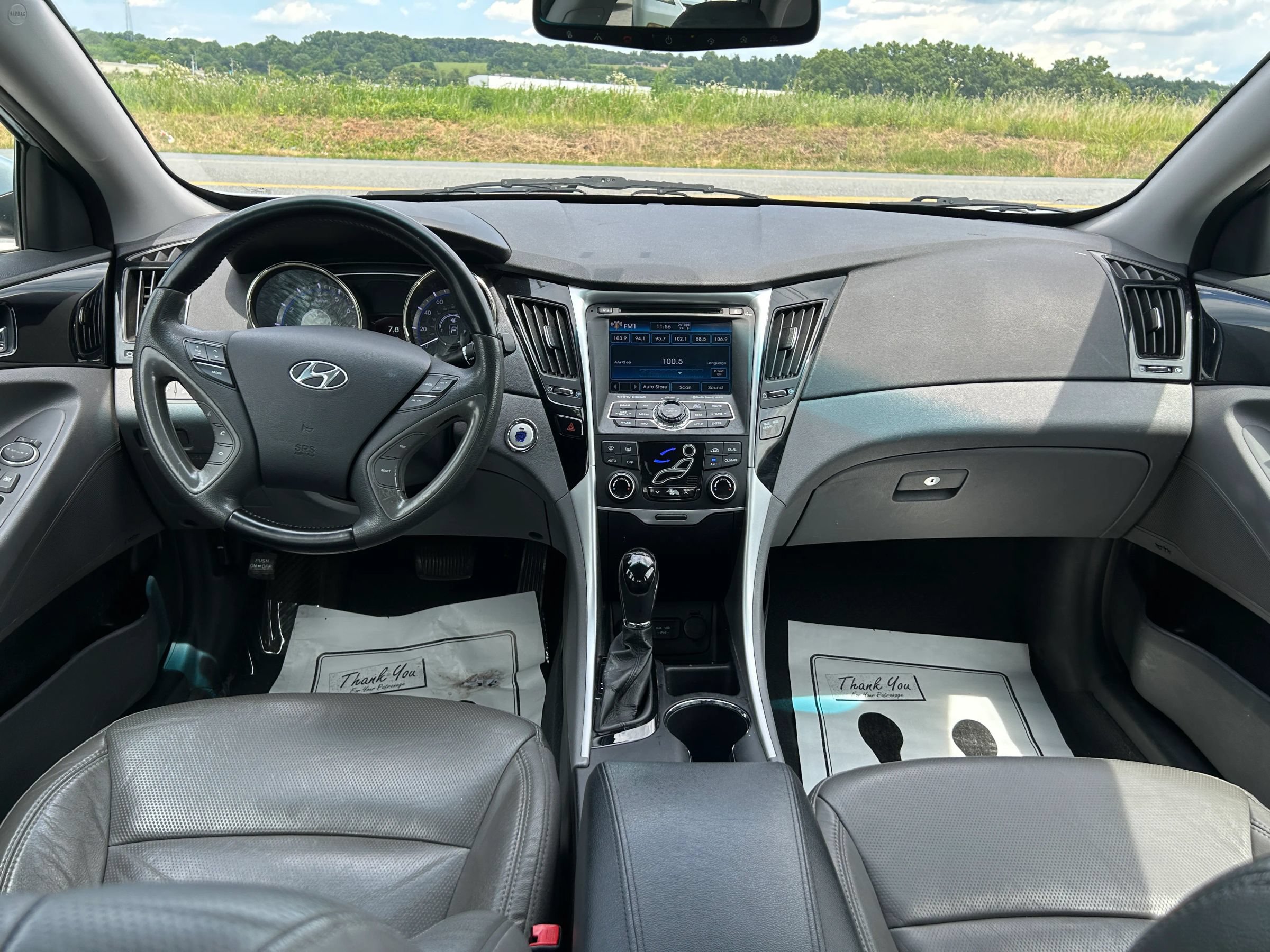 Used 2013 Hyundai Sonata Limited w/ Premium Pkg FWD image 16