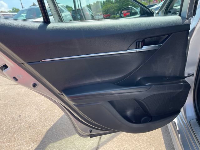 Used 2024 Toyota Camry SE FWD image 17