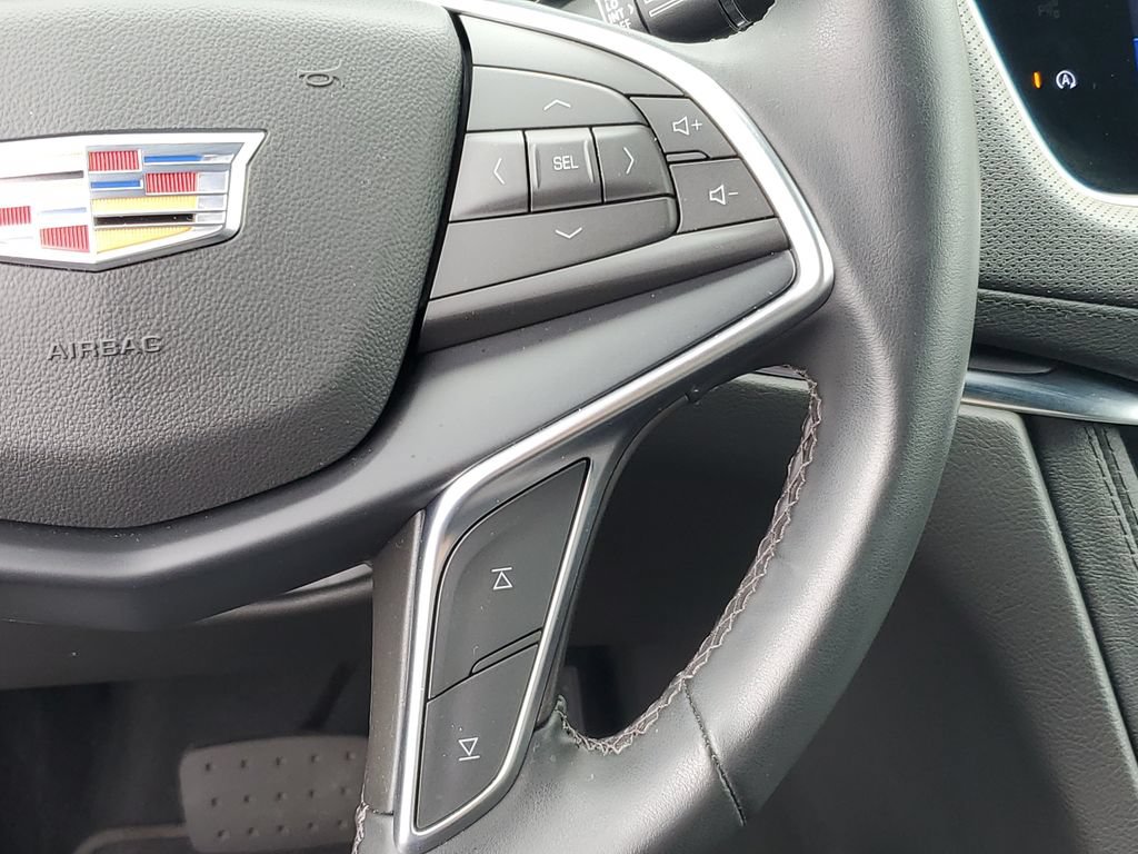 Used 2024 Cadillac XT5 Luxury AWD/4WD image 12