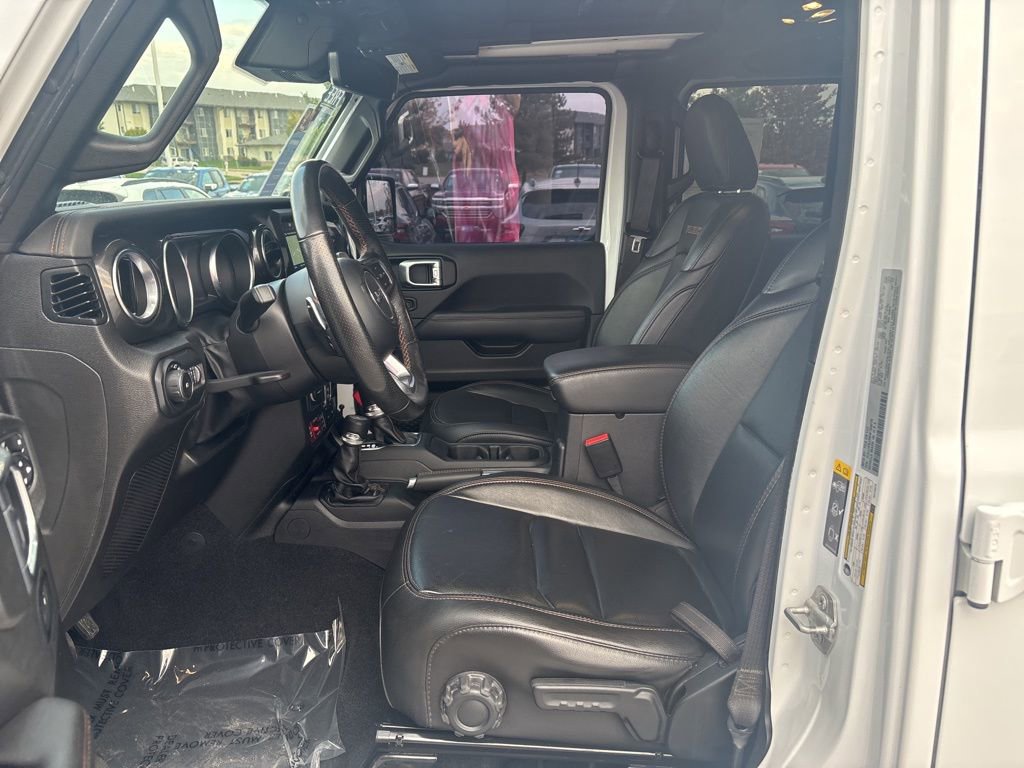 Used 2022 Jeep Wrangler Unlimited Rubicon w/ Xtreme Recon 35" Tire Package image 14