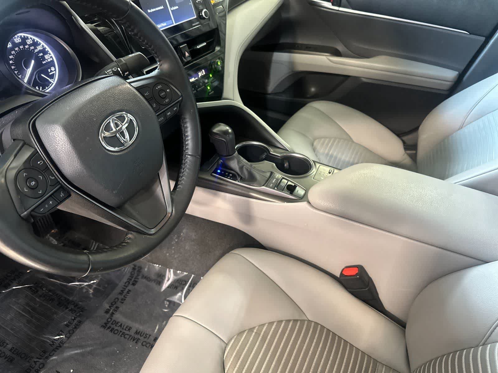 Used 2023 Toyota Camry SE w/ Cold Weather Package AWD/4WD image 12