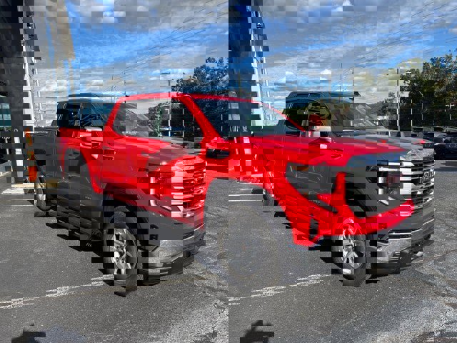 New 2026 GMC Sierra 1500 SLE w/ Preferred Package image 4