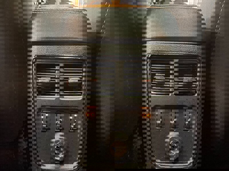 Used 2012 Chrysler 300 S w/ Luxury Group image 10