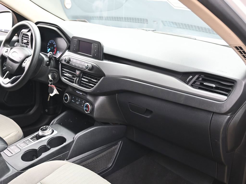 Used 2020 Ford Escape S image 33