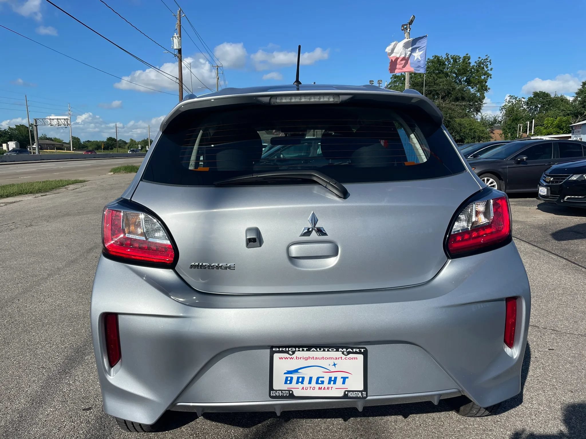 Used 2024 Mitsubishi Mirage ES FWD image 3