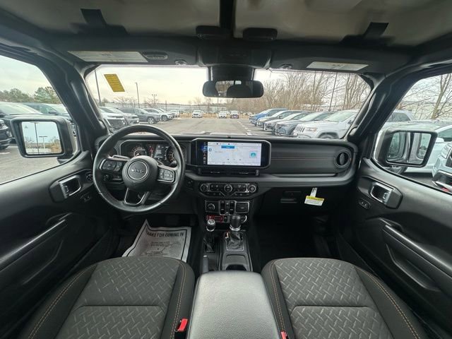 Used 2024 Jeep Gladiator Mojave w/ Safety Group image 2