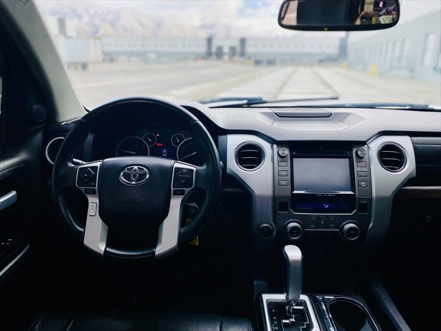 Used 2017 Toyota Tundra Limited w/ Limited Premium Package image 15