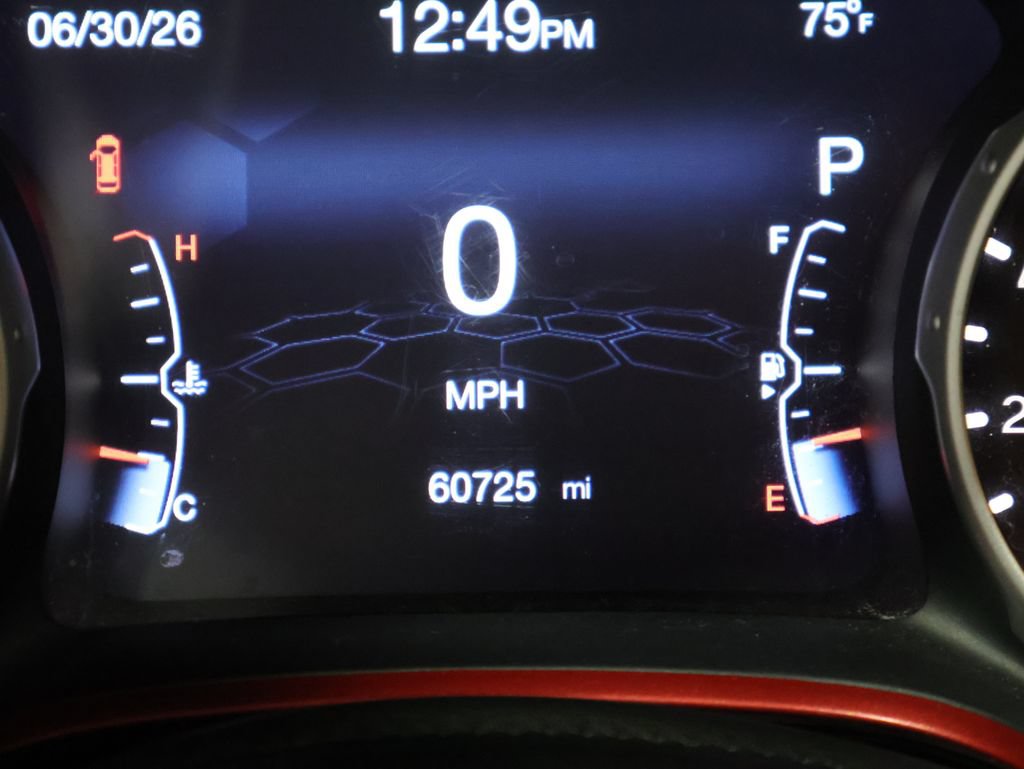 Used 2018 Jeep Compass Trailhawk w/ Cold Weather Group AWD/4WD image 38