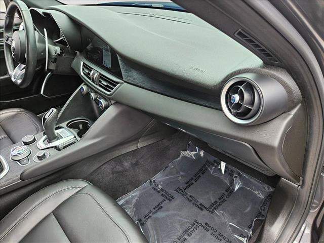 Used 2022 Alfa Romeo Giulia Sprint RWD image 23