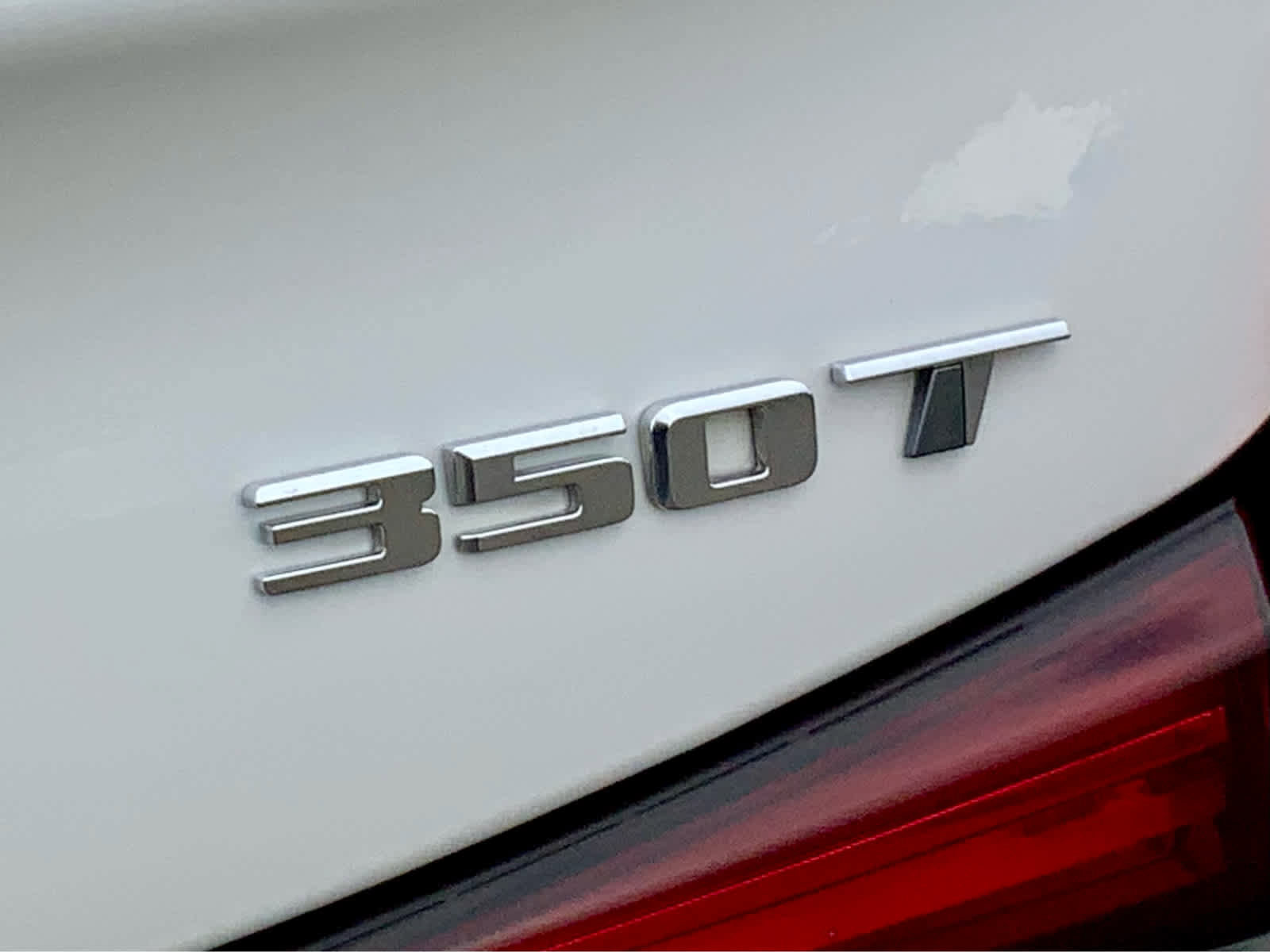 Used 2021 Cadillac XT4 Premium Luxury w/ Enhanced Visibility Package image 20