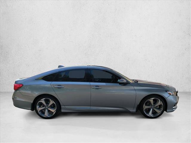Used 2020 Honda Accord Touring image 4