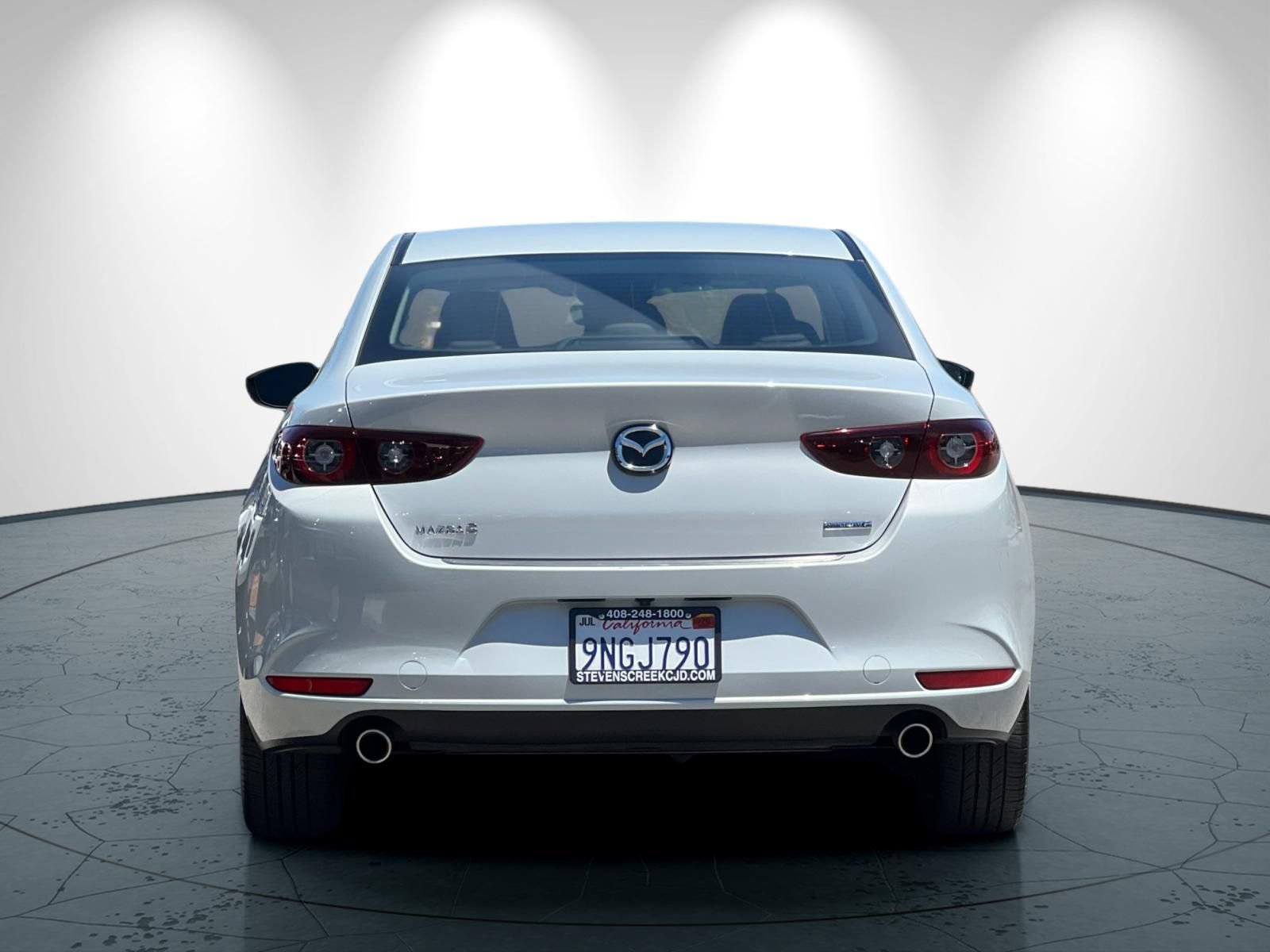 Used 2024 MAZDA MAZDA3 s FWD image 5