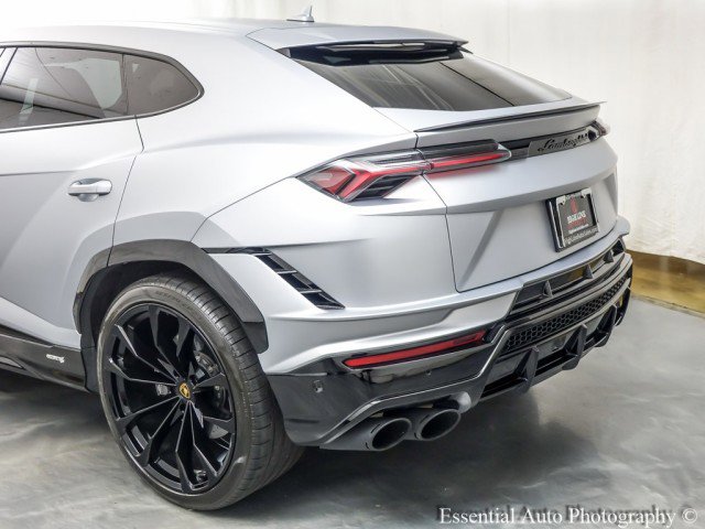 Used 2023 Lamborghini Urus S image 9