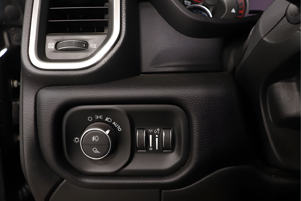 Used 2021 RAM 3500 Laramie w/ Night Edition AWD/4WD image 19