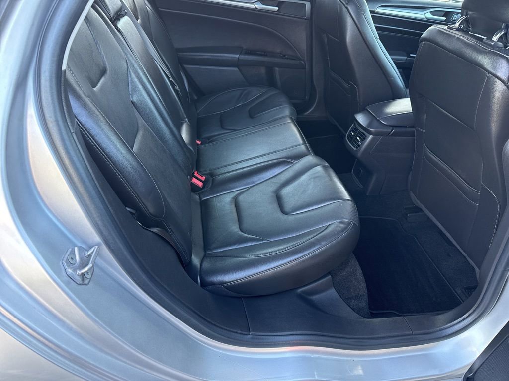 Used 2014 Ford Fusion Titanium image 19