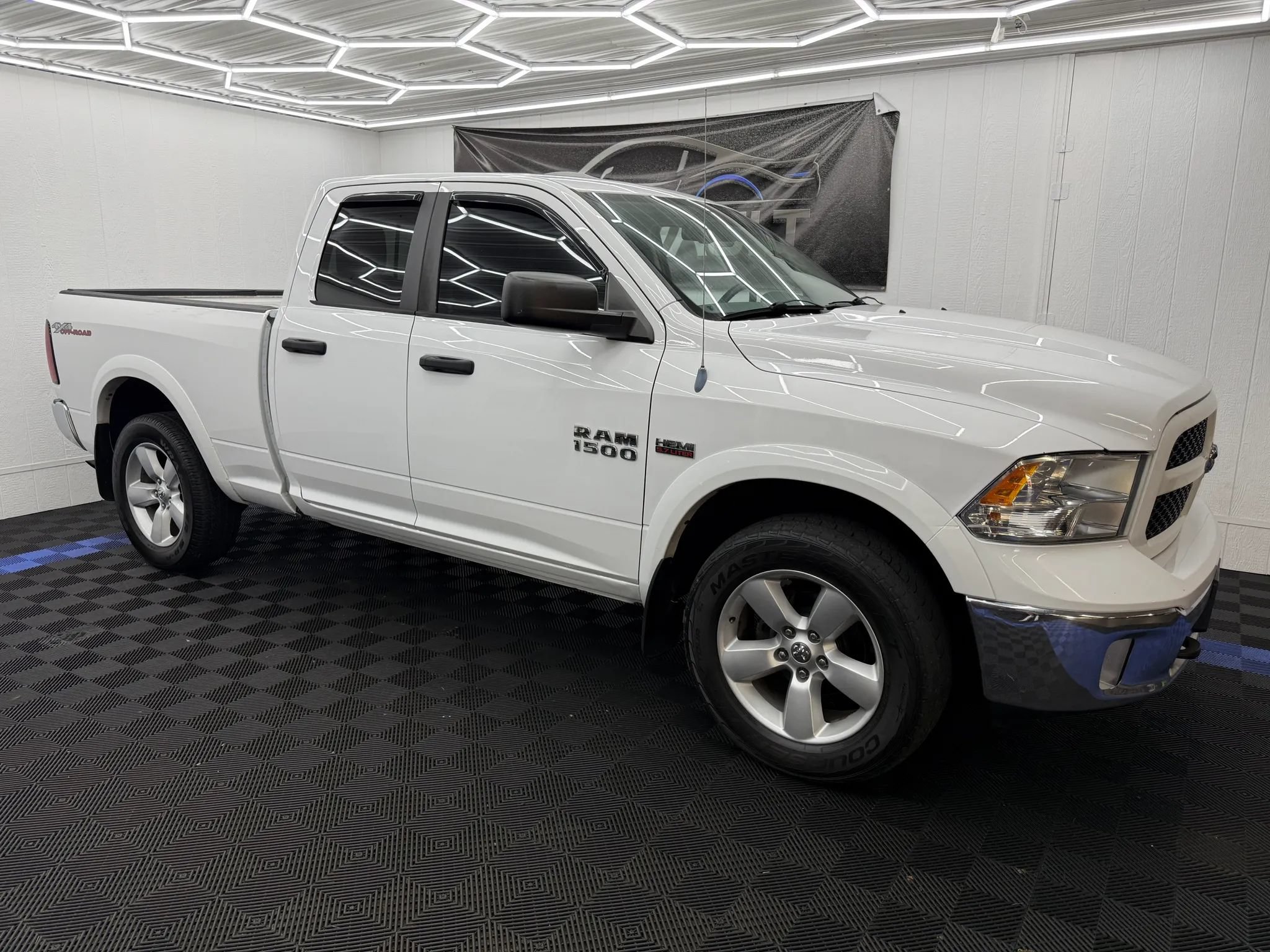 Used 2013 RAM 1500 Outdoorsman AWD/4WD image 2