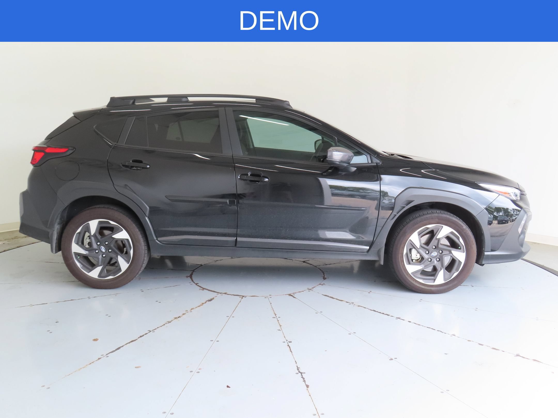 Used 2025 Subaru Crosstrek 2.5i Limited w/ Crosstrek Mirror Package AWD/4WD image 2
